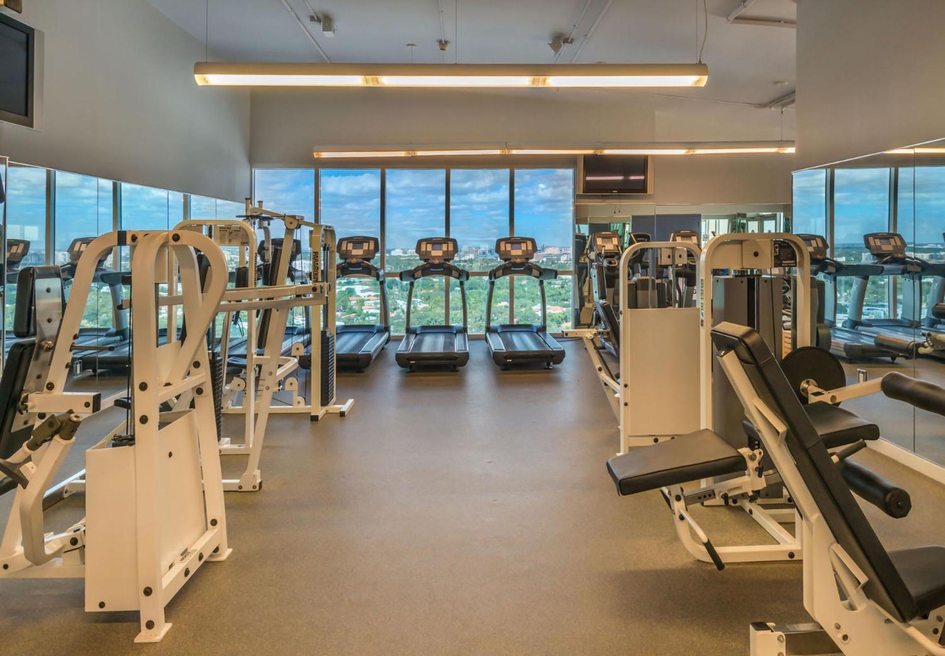 Inn Mvr Long Made Easy With Style Miami